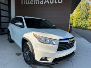 TOYOTA HIGHLANDER XLE