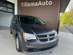 DODGE GRAND CARAVAN SE