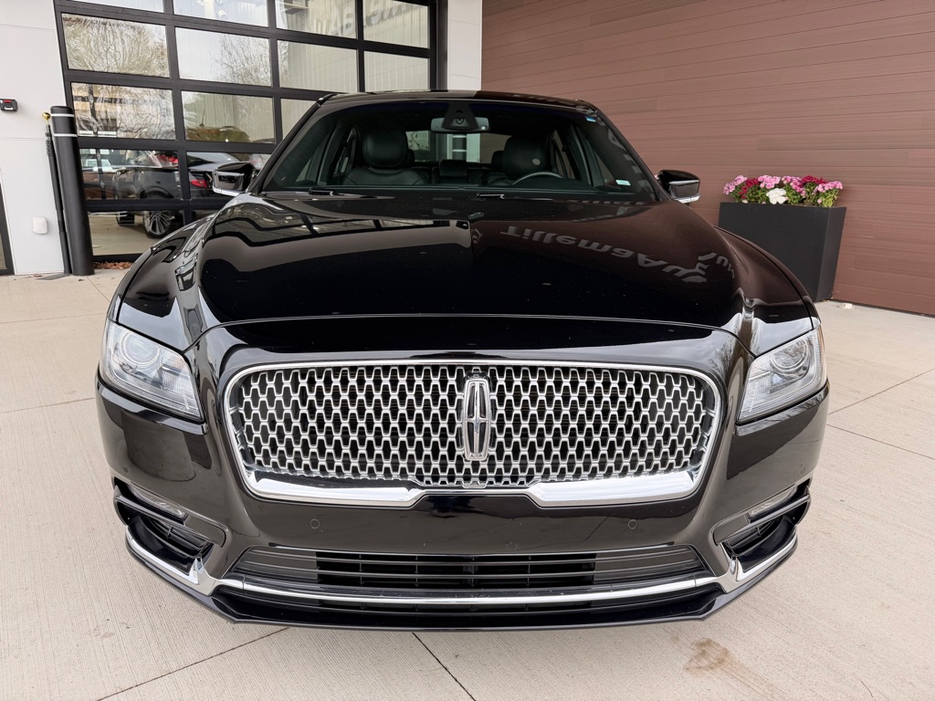 2017 Lincoln Continental Select