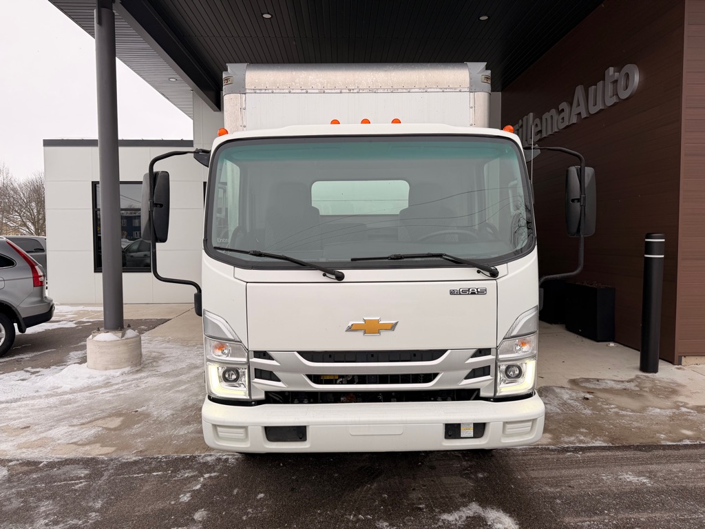 2023 Chevrolet Low Cab Forward Base's photo