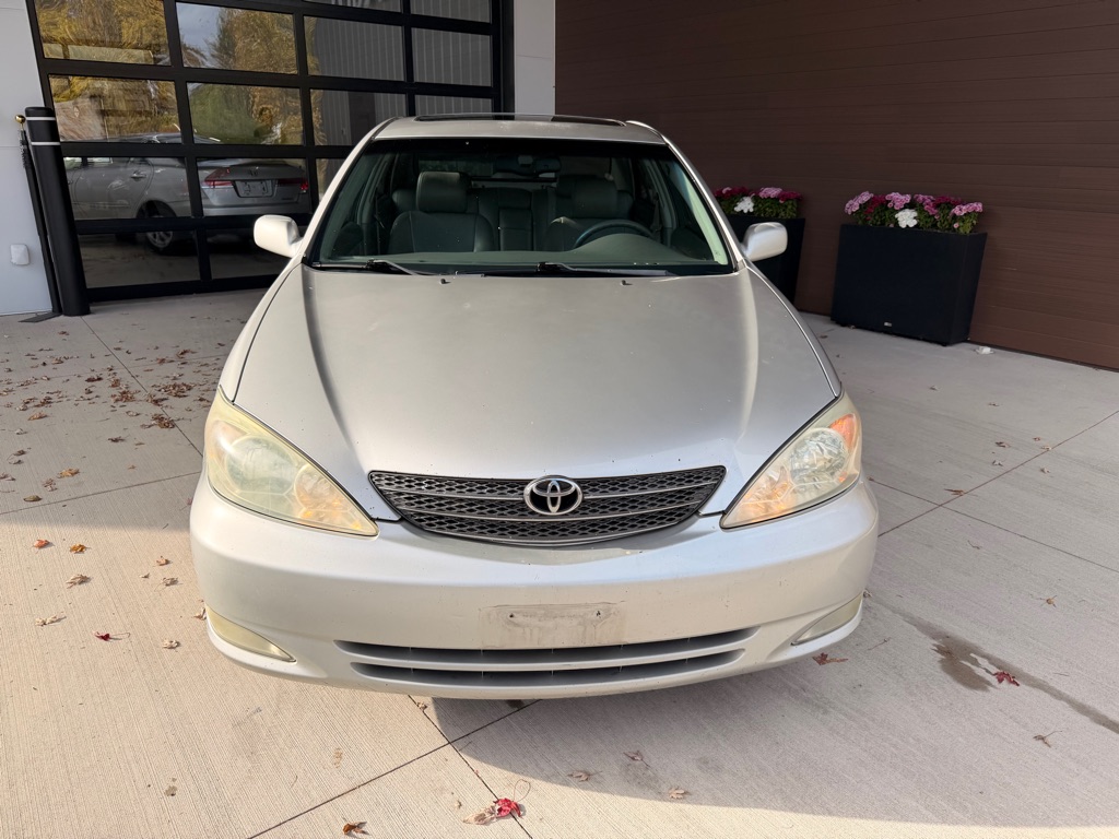 2004 Toyota Camry LE V6