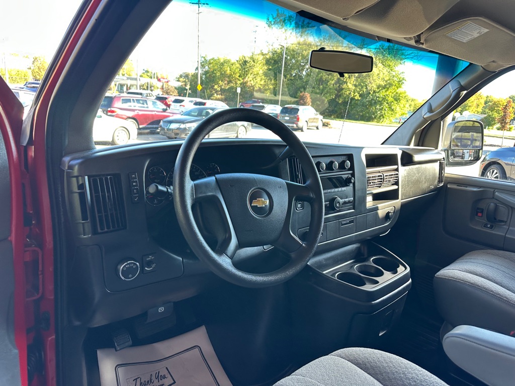 2014 Chevrolet Express Cargo Work Van - Photo 8