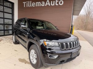 JEEP GRAND CHEROKEE LAREDO
