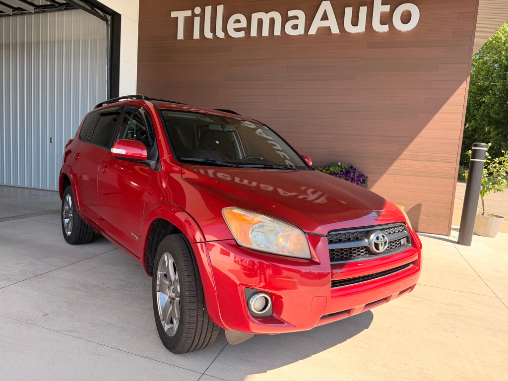 TOYOTA RAV4
