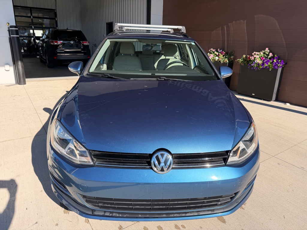 2016 Volkswagen Golf SportWagen TSI S Auto's photo