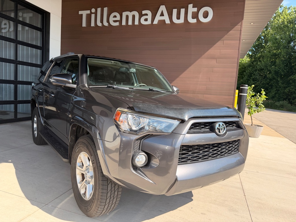 TOYOTA 4RUNNER