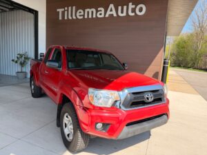 TOYOTA TACOMA
