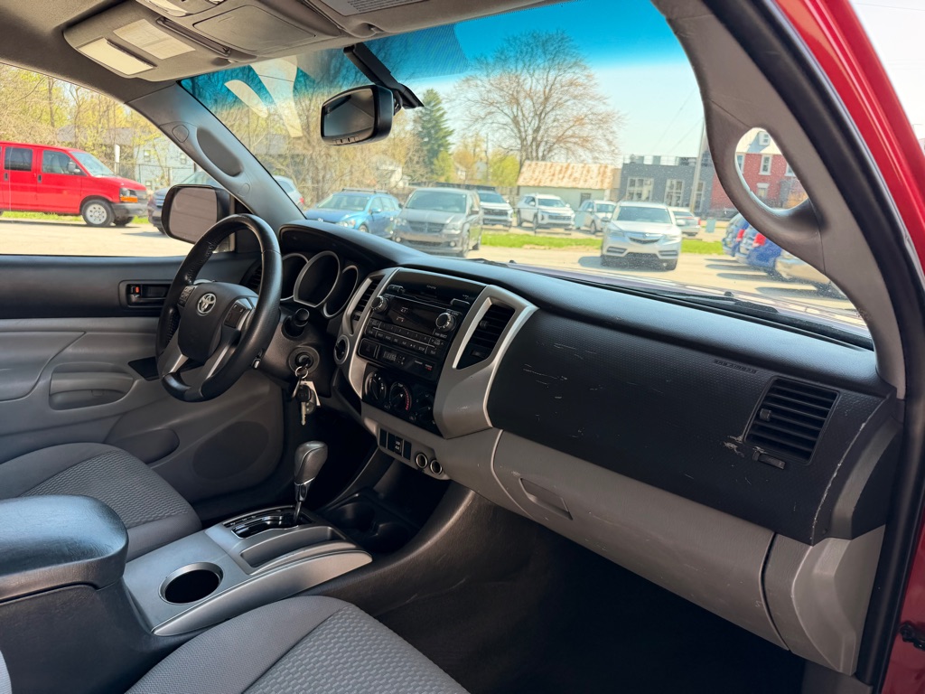 2012 Toyota Tacoma Base - Photo 11