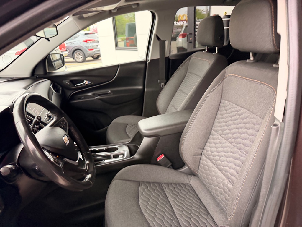 2020 Chevrolet Equinox LT - Photo 9