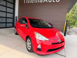 TOYOTA PRIUS C 